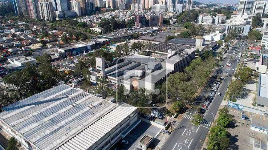 Prédio Comercial à Venda com Renda, 11578 m² por R$ 152.160.000 - Alphaville Industrial - Barueri/SP
