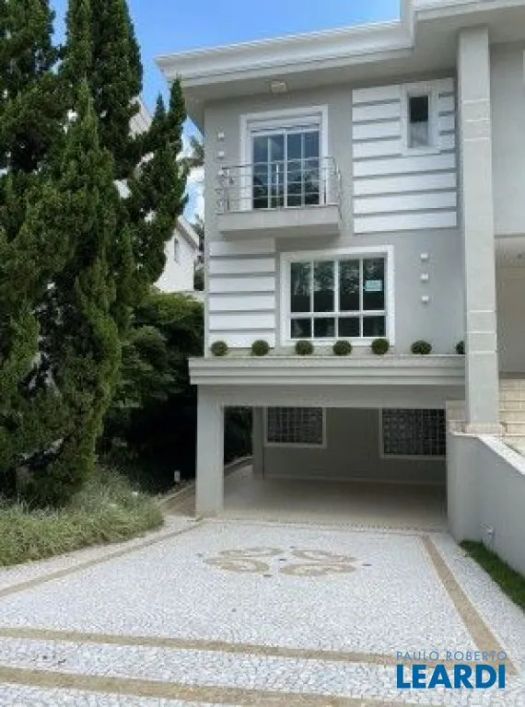 CASA EM CONDOMÍNIO - ALPHAVILLE - SP
