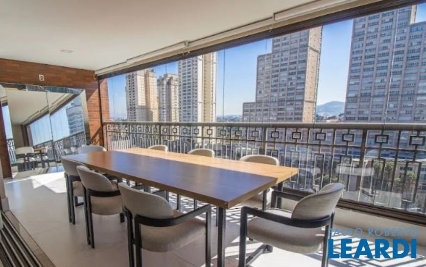 APARTAMENTO - ALPHAVILLE - SP