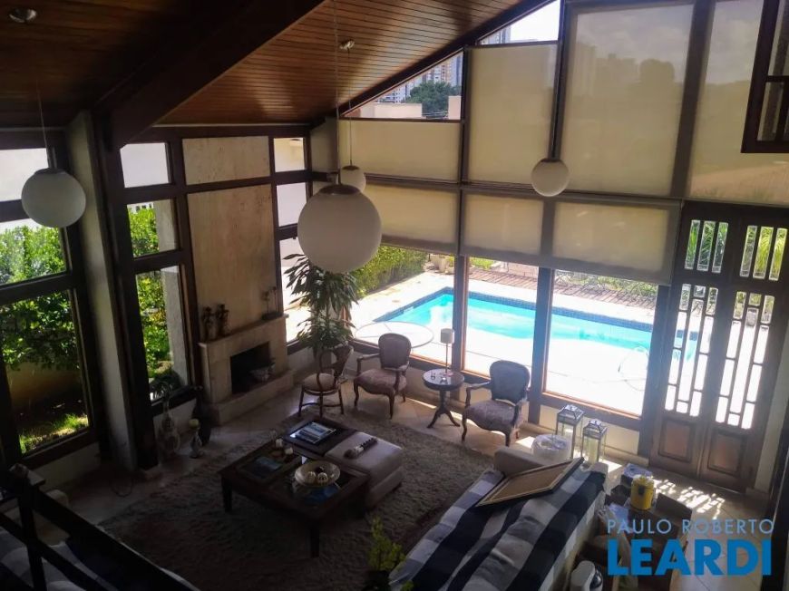CASA EM CONDOMÍNIO - ALPHAVILLE - SP
