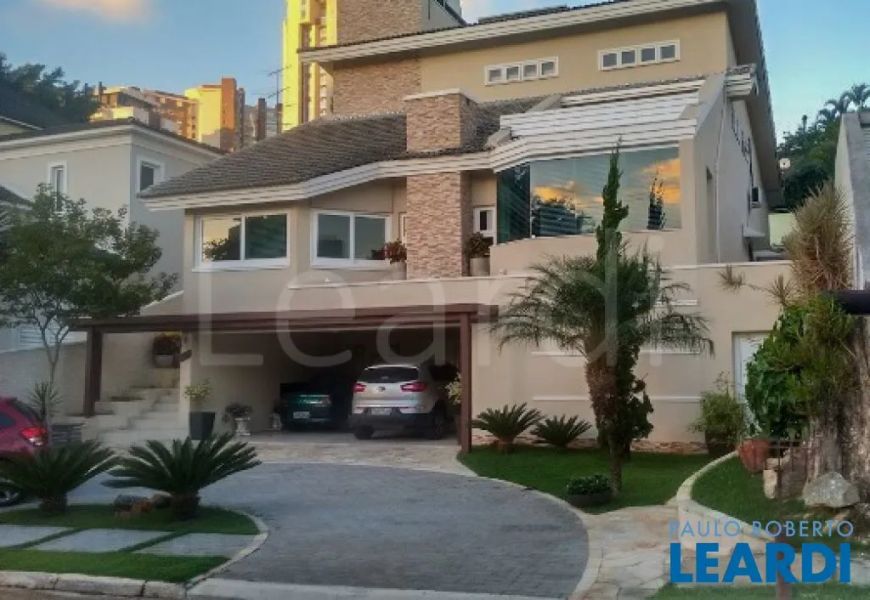 CASA EM CONDOMÍNIO - ALPHAVILLE - SP