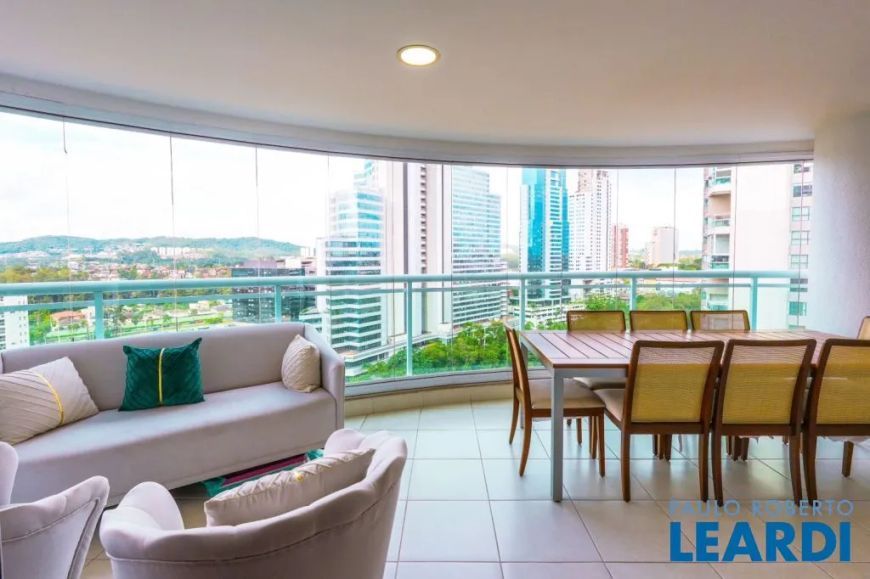 APARTAMENTO - ALPHAVILLE - SP
