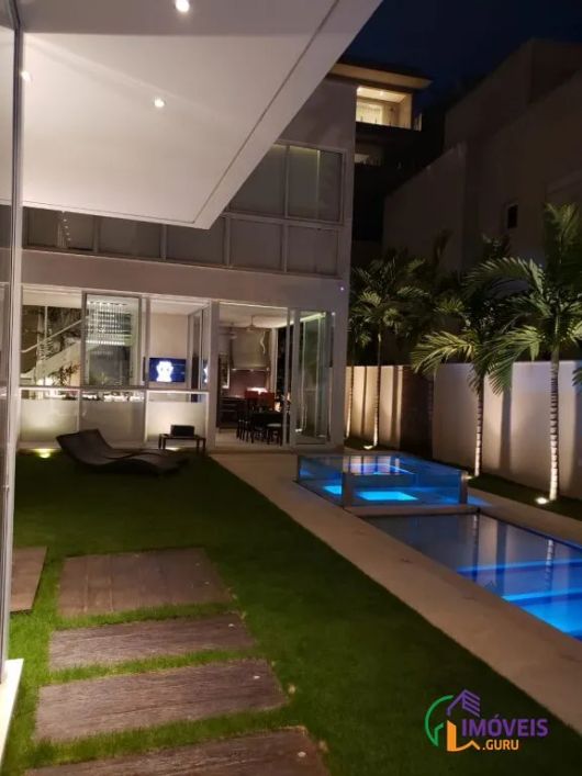 CASA EM CONDOMÍNIO - TAMBORÉ - SP