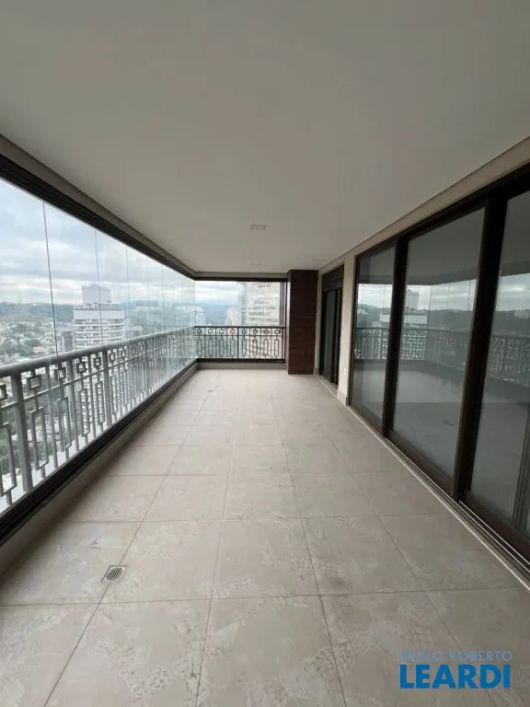 APARTAMENTO - ALPHAVILLE - SP