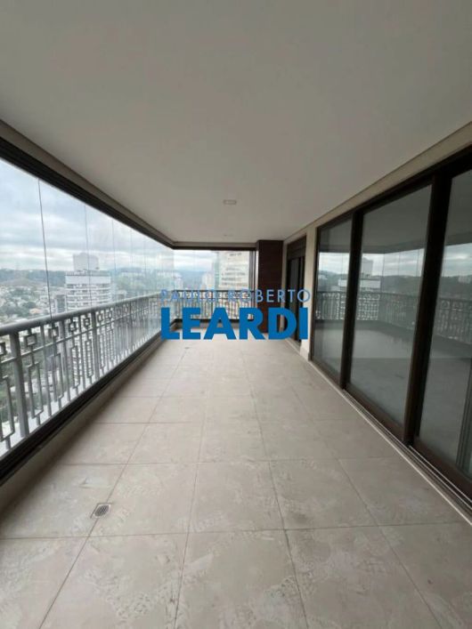 APARTAMENTO - ALPHAVILLE - SP