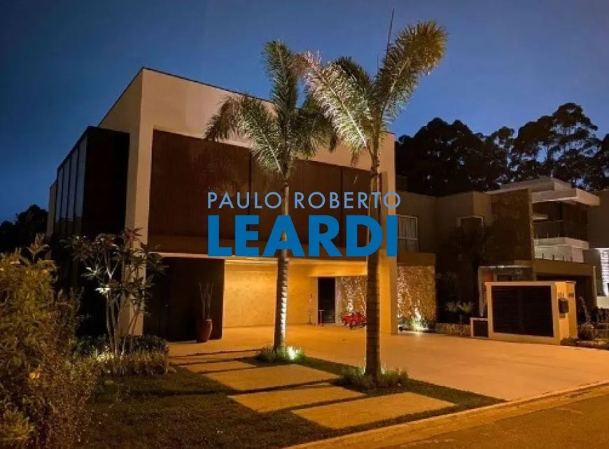 CASA EM CONDOMÍNIO - TAMBORÉ - SP