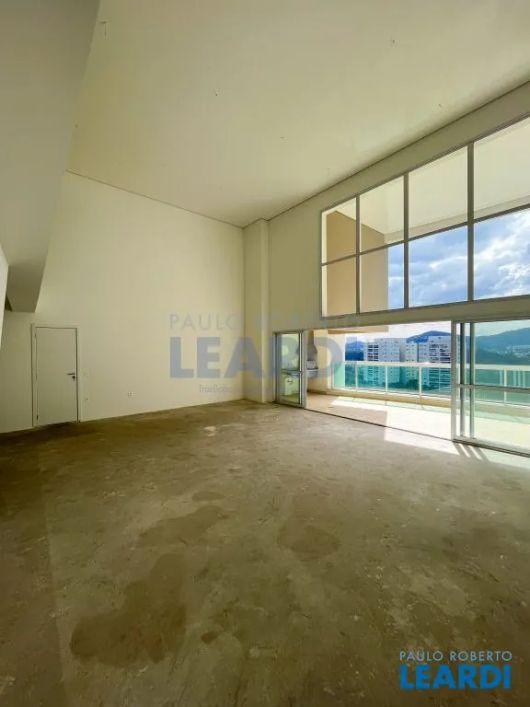 DUPLEX - ALPHAVILLE EMPRESARIAL - SP