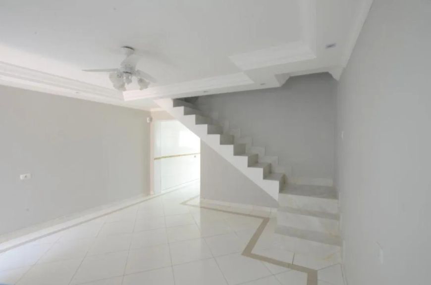 Casa / Sobrado para Venda em Barueri, Vila São Silvestre, 3 dormitórios, 1 suíte, 5 banheiros, 4 vag