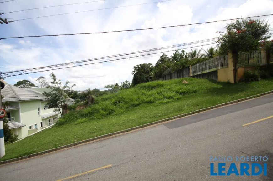 TERRENO - TAMBORÉ - SP