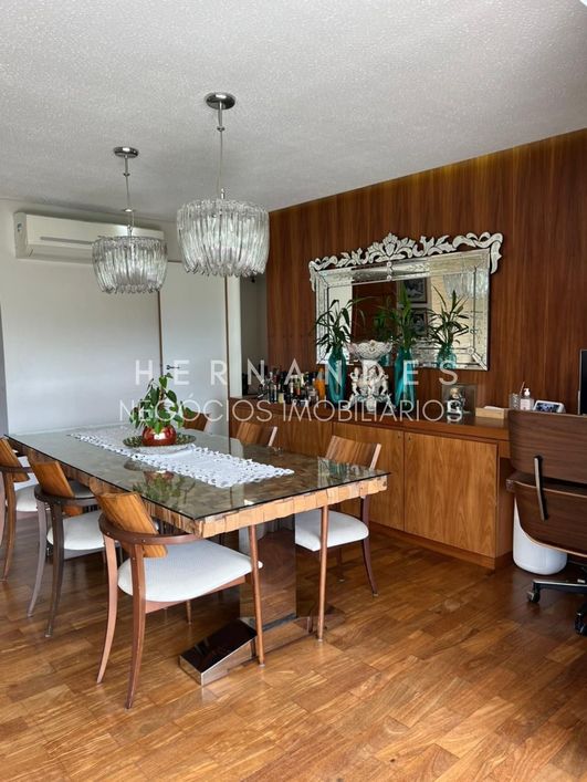 Apartamento de alto padrão à venda com 4 suítes e 4 vagas de garagem em Alphaville