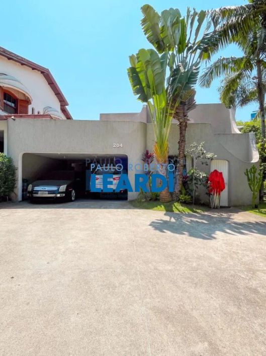 CASA EM CONDOMÍNIO - ALPHAVILLE RESIDENCIAL DOIS - SP