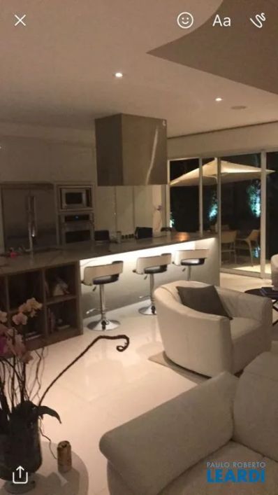 CASA EM CONDOMÍNIO - TAMBORÉ - SP