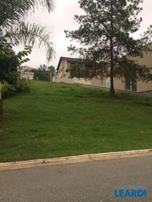 TERRENO EM CONDOMÍNIO - ALPHAVILLE - SP