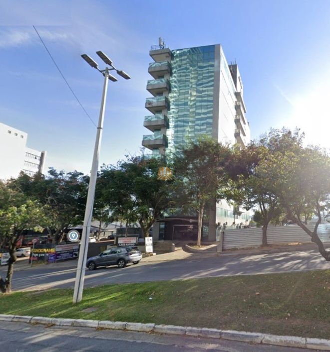 Excelência Corporativa: Prédio Monousuário com Heliponto e Vista Panorâmica em Alphaville/Barueri-SP