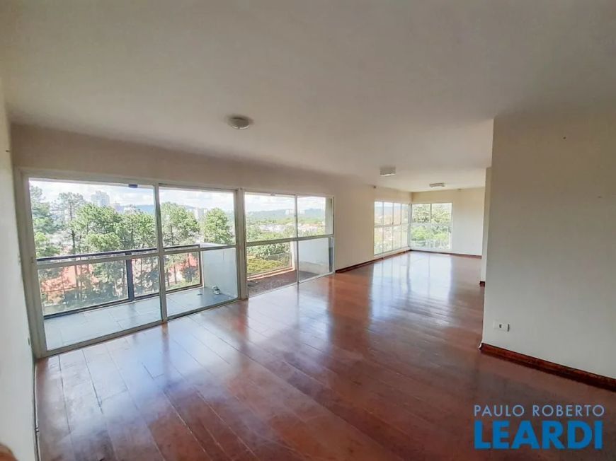 APARTAMENTO - ALPHAVILLE - SP