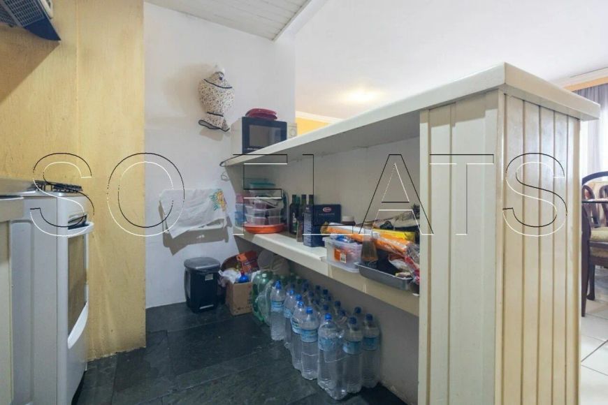 Lindo flat, prox ao Shoppings Alpha, Flamingo, Rpd. Pres. Castelo Branco. Fácil acesso a São Paulo
