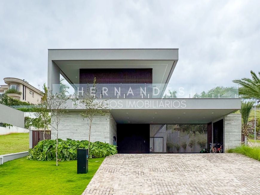 Imperdível: Casa de luxo à venda em Barueri-SP, no Centro Comercial Jubran, com 4 quartos, 4 suítes