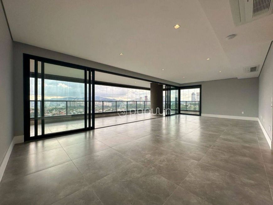 Apartamento de Alto Padrão Disponível– Canvas