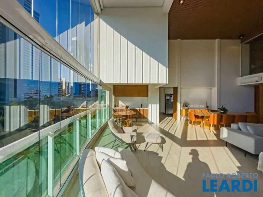APARTAMENTO - ALPHAVILLE EMPRESARIAL - SP