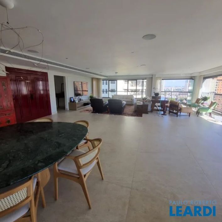 APARTAMENTO - ALPHAVILLE - SP