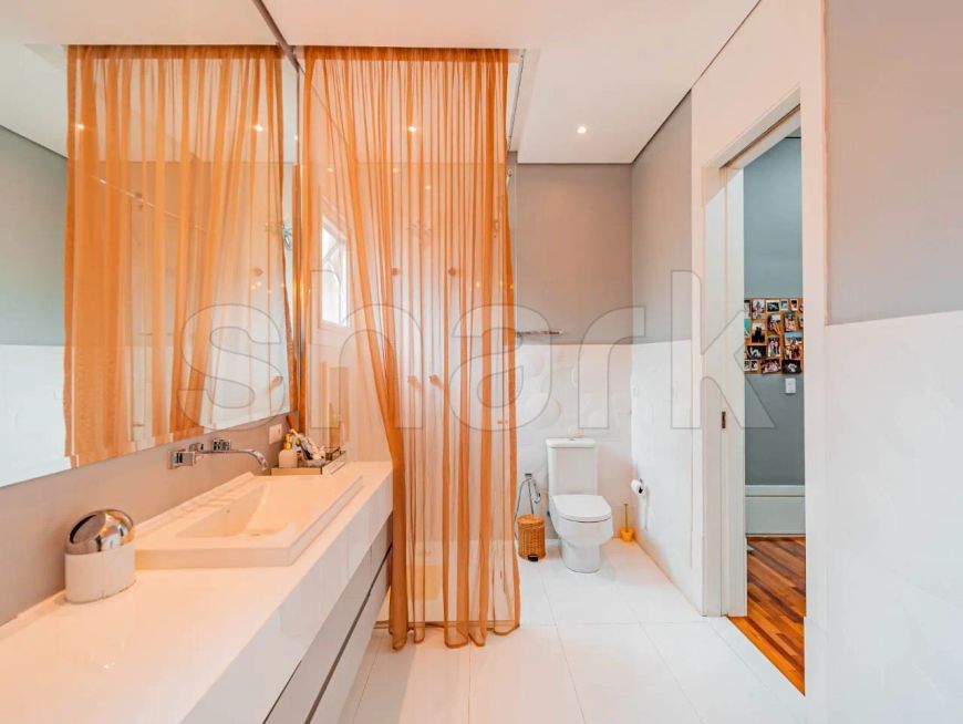 Casa para venda por R$ 18.000.000,00 em Alphaville- SP