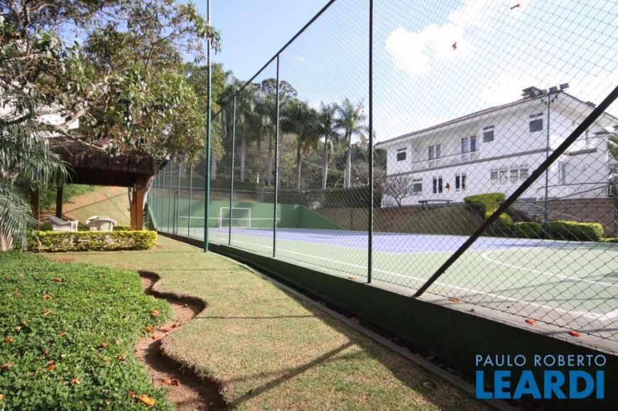 CASA EM CONDOMÍNIO - TAMBORÉ - SP