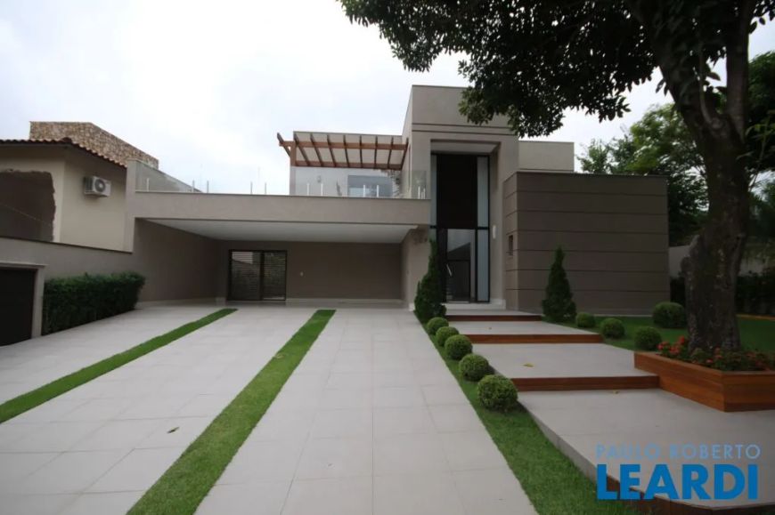 CASA EM CONDOMÍNIO - ALPHAVILLE - SP