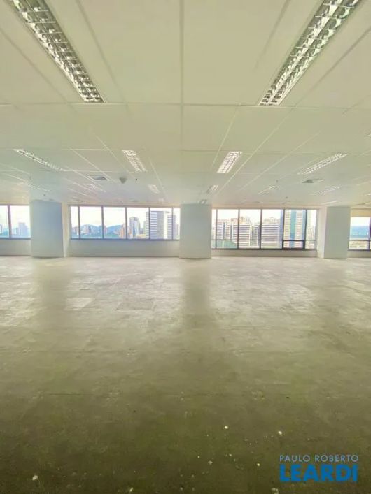 COMERCIAL - ALPHAVILLE - SP