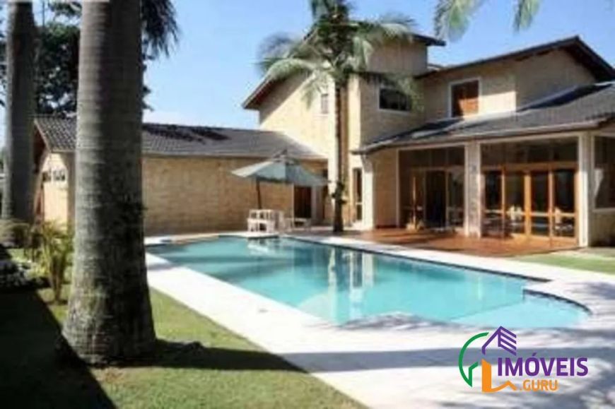 CASA EM CONDOMÍNIO - RESIDENCIAL TAMBORÉ - SP
