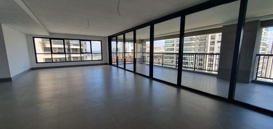 Apartamento alto padrão à venda localizado no Edifício Oiapoque Alphaville, Alphaville - SP.