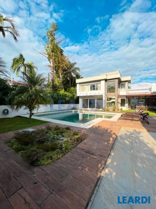 CASA EM CONDOMÍNIO - ALPHAVILLE - SP