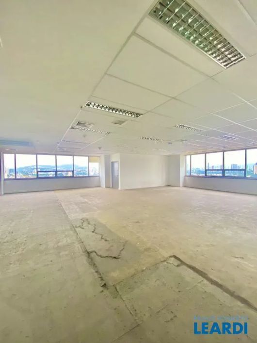 COMERCIAL - ALPHAVILLE - SP