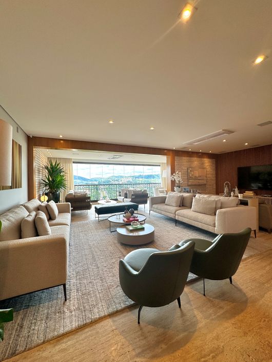 Apartamento à venda no Condomínio Ed. Atria Alphaville - Green Valley Alphaville em Barueri-SP