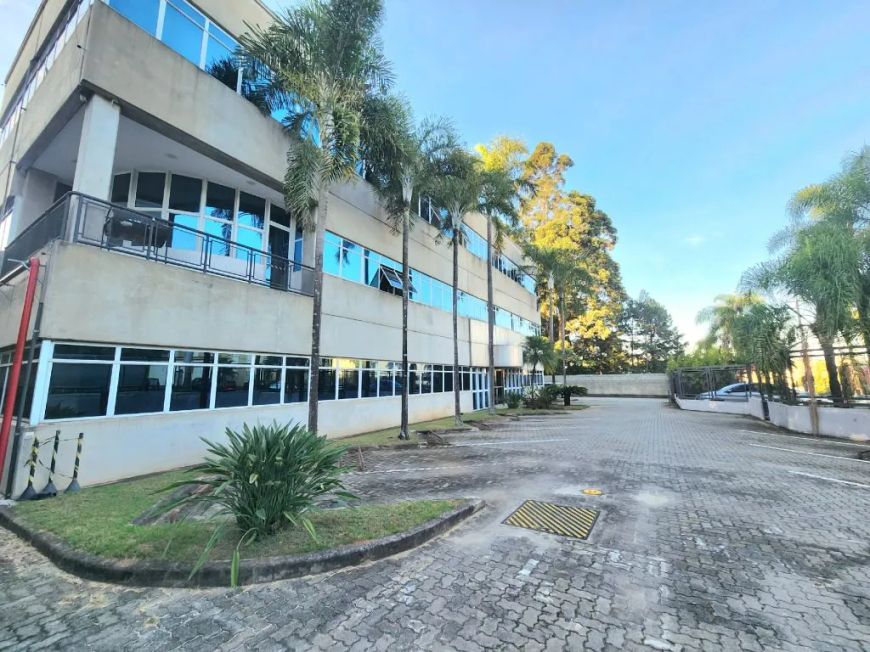 Galpão Industrial à venda em Tamboré, Barueri - Excelente oportunidade!