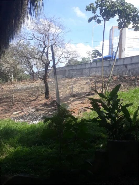 Terreno à venda em Parque Viana - SP