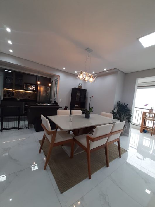 Apartamento possui 109m2 - 3 dormitórios c/suíte e closet , 2 vagas - MOBILIADO - Alphaville