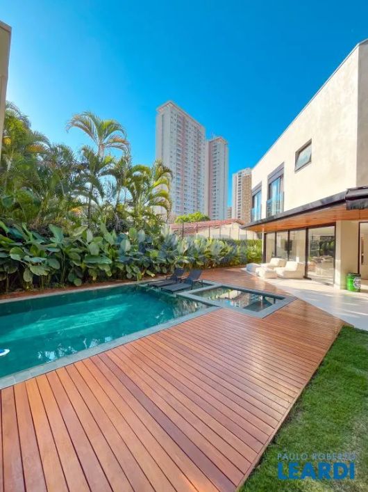 CASA EM CONDOMÍNIO - ALPHAVILLE RESIDENCIAL UM - SP