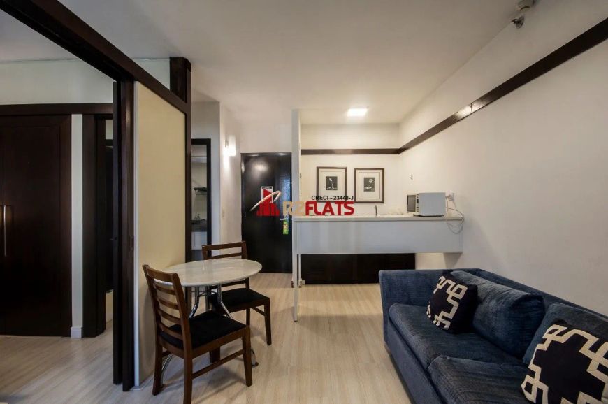 Flat com ótimo preço no bairro Alphaville. Confira!