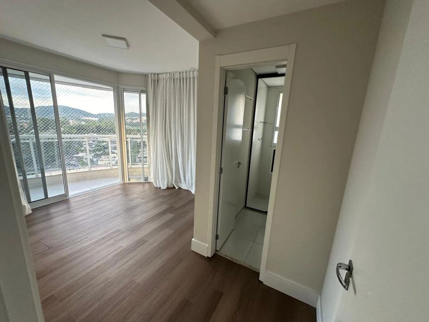 Apartamento à venda de 3 quartos em Alphaville - Santana de Parnaíba- SP