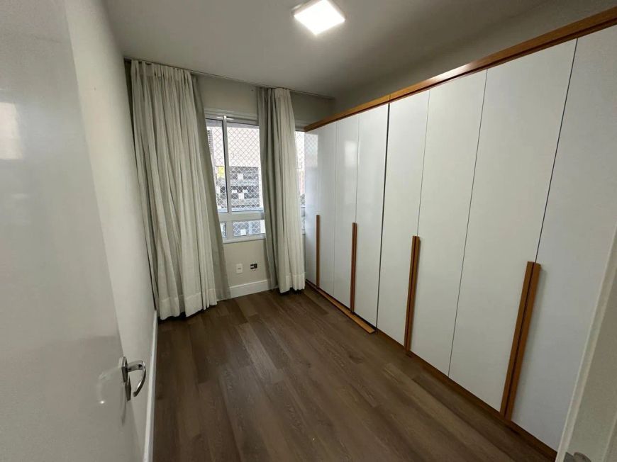 Apartamento à venda de 3 quartos em Alphaville - Santana de Parnaíba- SP