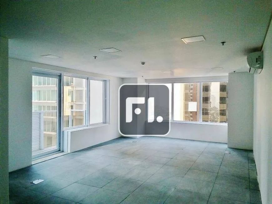 Conjunto à venda, 51 m² por R$ 400.000,00 - Tamboré - Barueri/SP