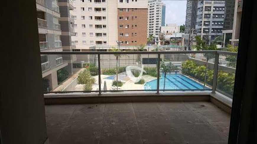 Apartamento com 3 dormitórios à venda, 105 m² - Alphaville - Barueri/SP
