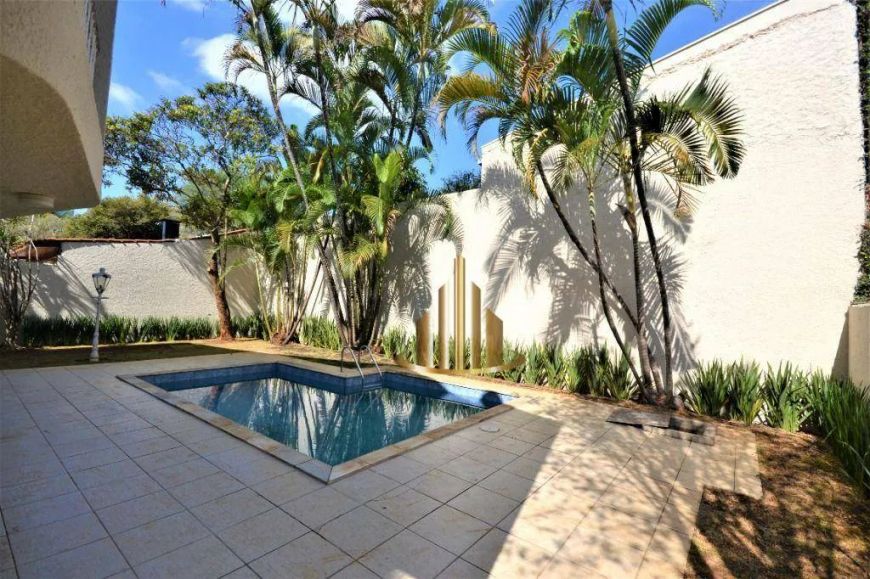 Casa em Alphaville com 4 suítes à venda, estuda permuta, 350 m² por R$ 4.600.000 - Barueri/SP