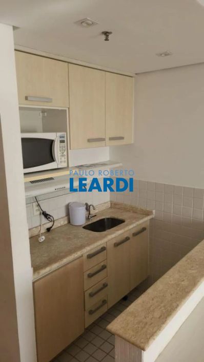 FLAT - ALPHAVILLE - SP