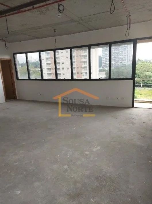 Venda de Sala Comercial em Barueri-SP, bairro Melville Empresarial I e II com 50m² Área Const. e 50m