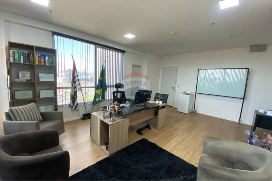"Conjunto / Sala Comercial Excepcional em Barueri, SP"