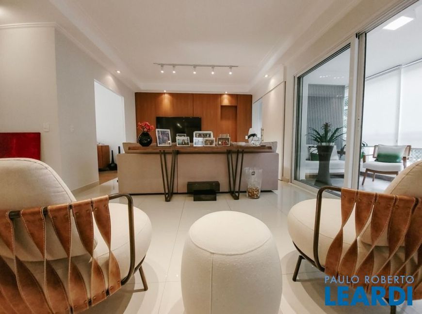 APARTAMENTO - ALPHAVILLE - SP