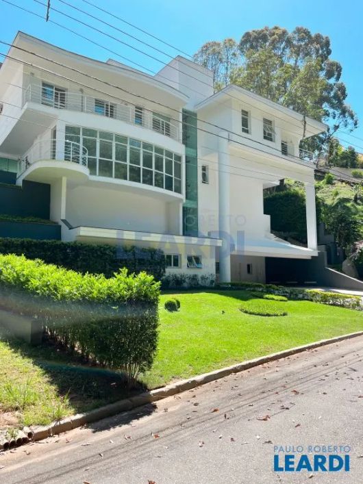 CASA EM CONDOMÍNIO - TAMBORÉ - SP