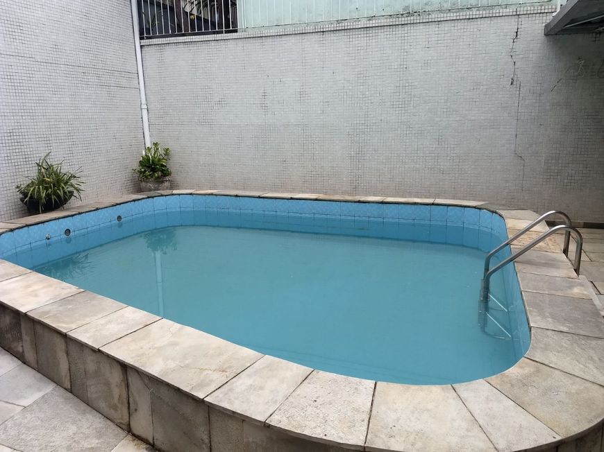 Casa para venda possui 230 metros quadrados com 3 quartos em Tucuruvi - São Paulo - SP