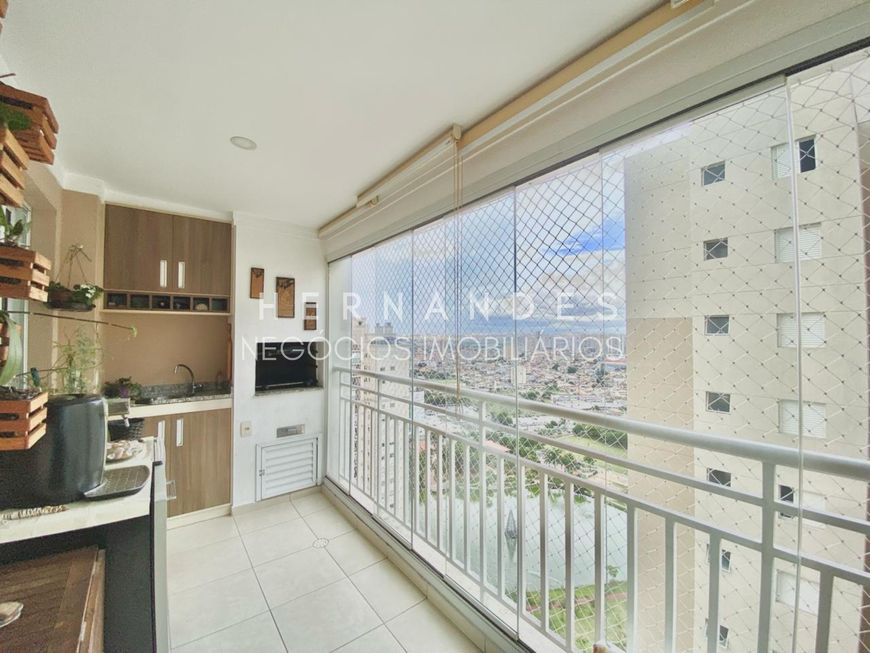 Apartamento com 4dorm sendo 1 suíte e 2 vagas para carro, com vista para o Parque Municipal de Barue